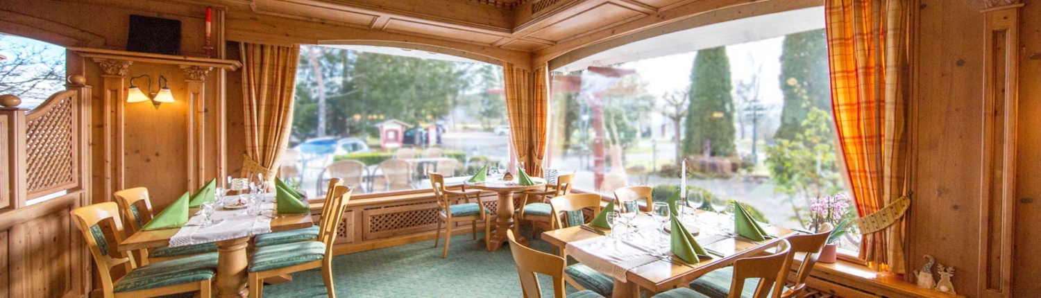 Landhaus_Fenster_Platz